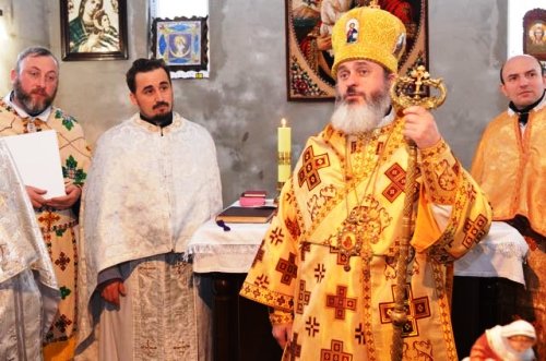 Луцькому екзархаті місцевий архиєрей освятив новий храм.(ФОТО)